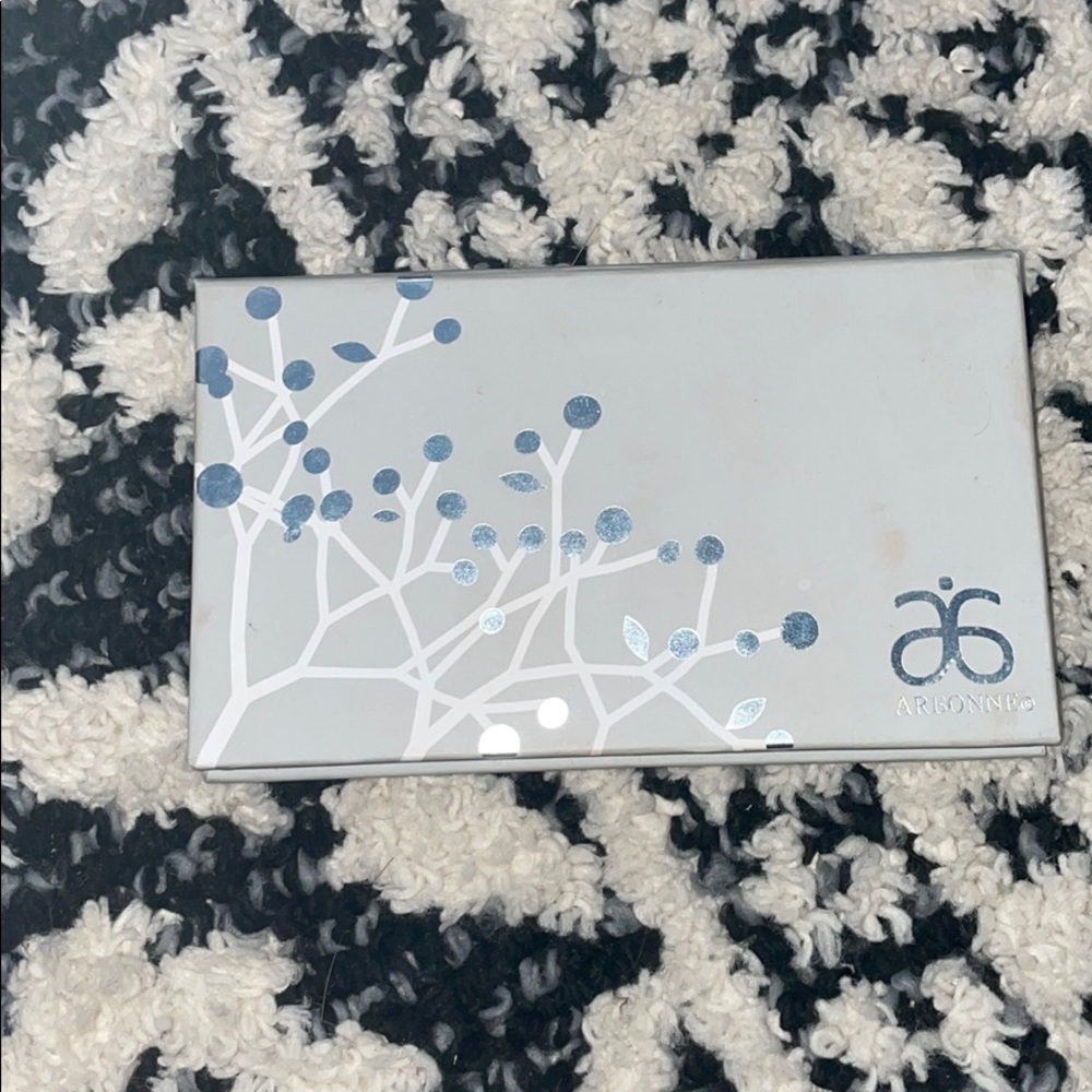 Arbonne Holiday eye shadow